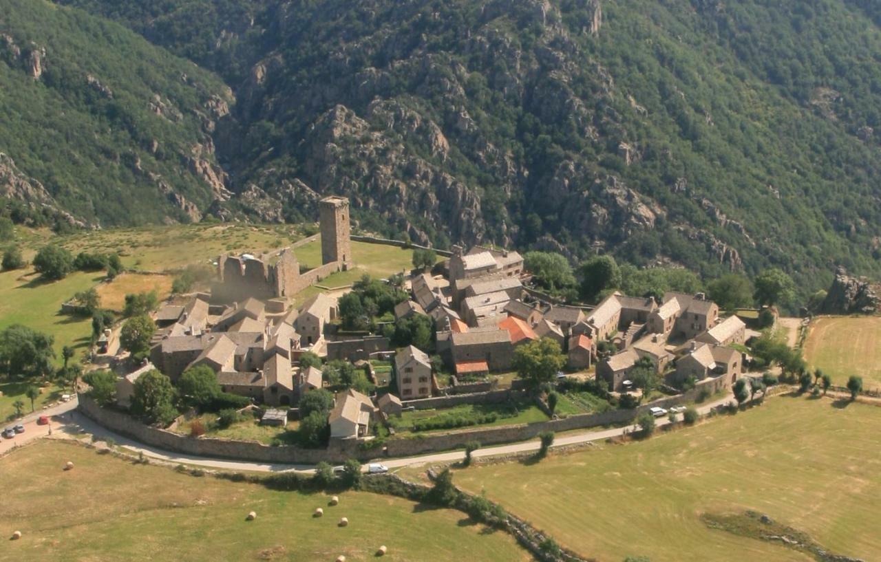 Gite De La Garde Prevencheres Экстерьер фото